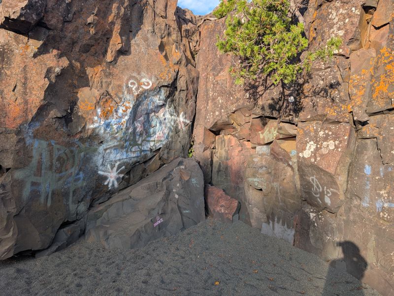Graffiti Rock