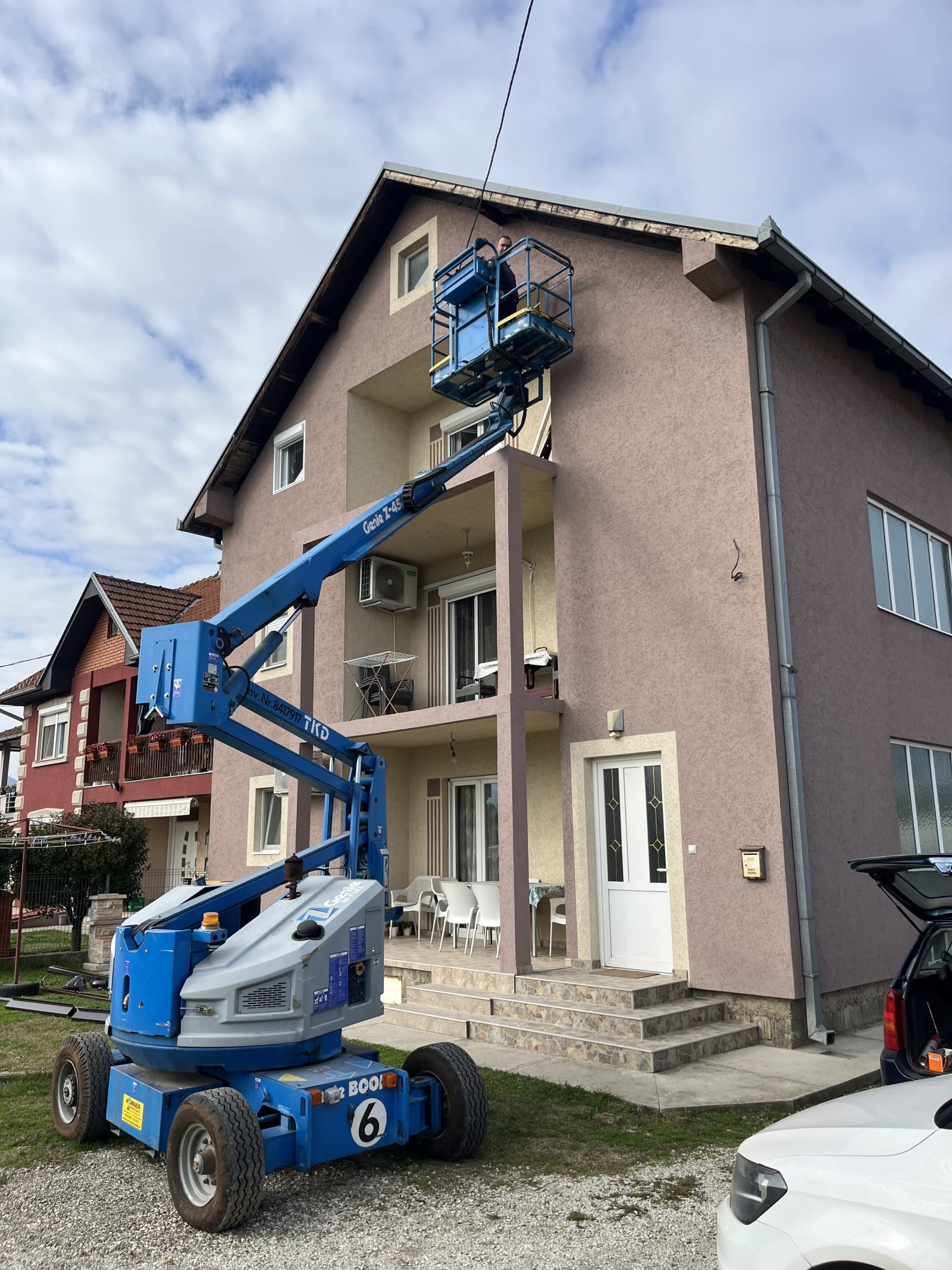 GENIE Z45/22