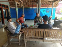 Babinsa Aktif Menyapa Warga! Komsos di Terisi Perkuat Silaturahmi dan Serap Aspirasi Masyarakat