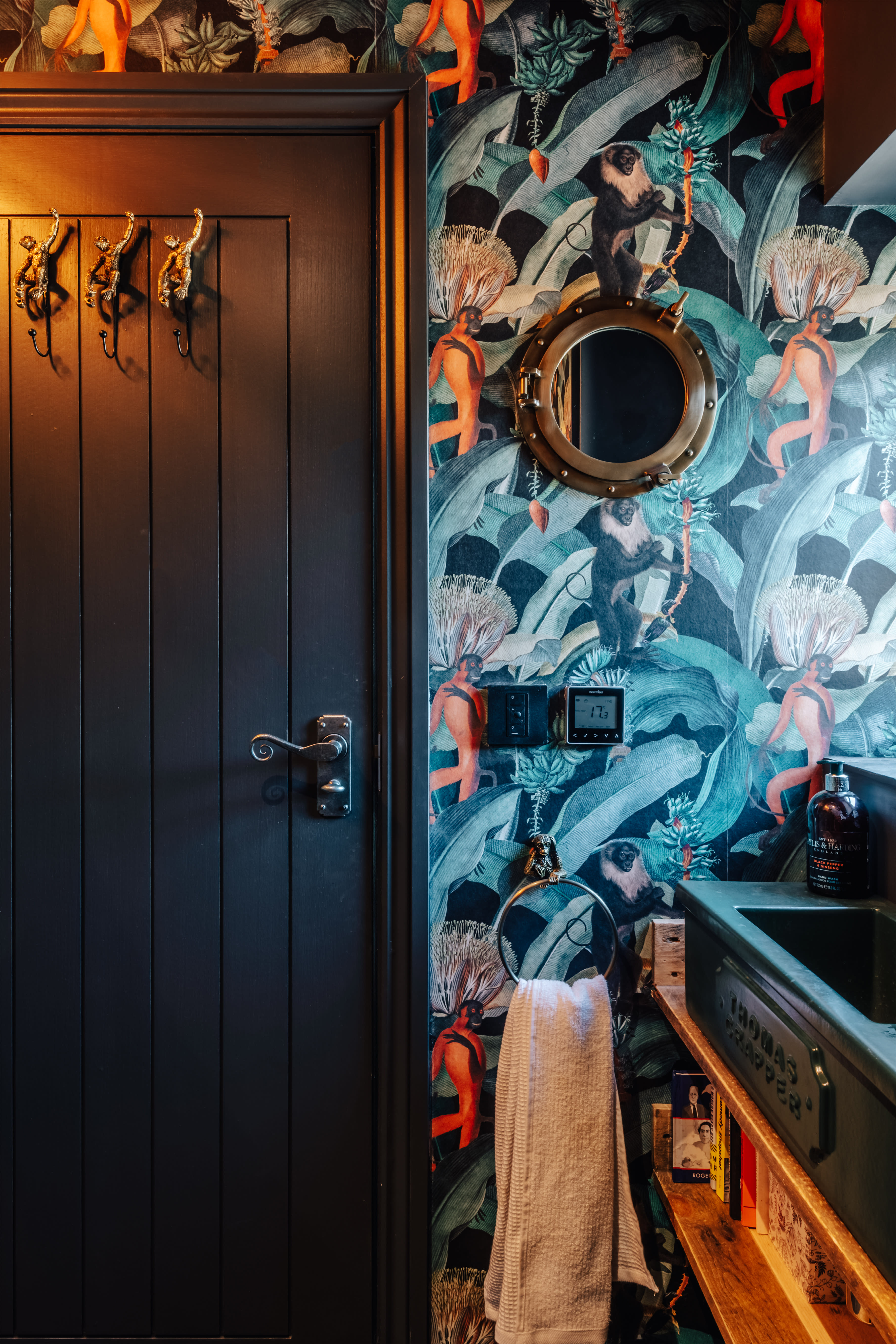 Downstairs Washroom — Weir House Sonning, Sonning-on-Thames, Berkshire