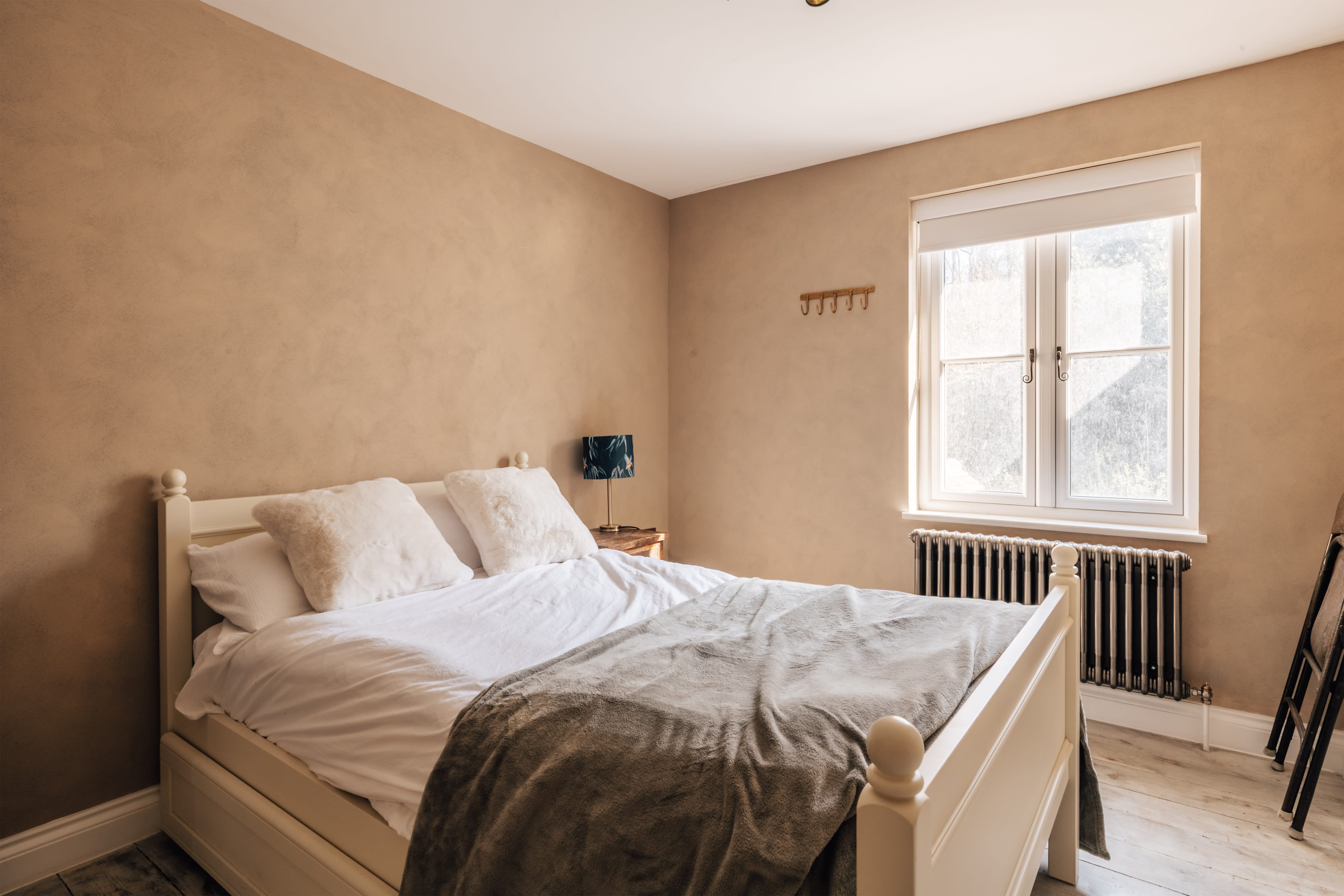 Bedroom Four at Weir House Sonning, Sonning-on-Thames, Berkshire — photo 1 of 3