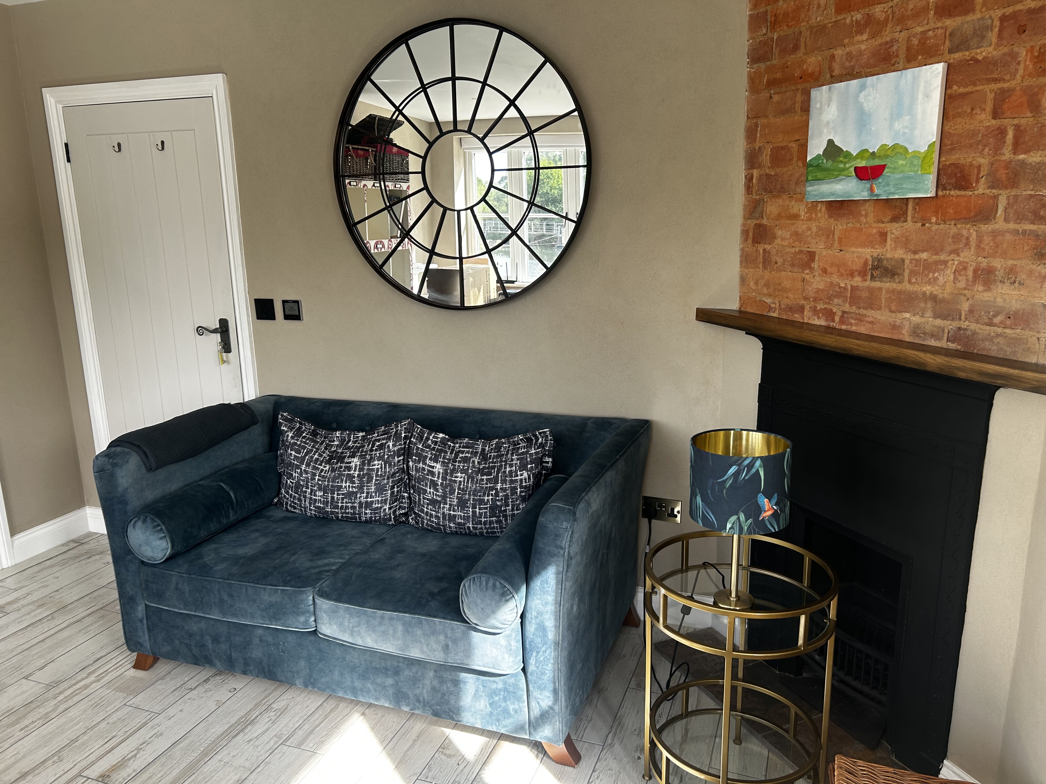 Extra Room - Study / Bedroom Six at Weir House Sonning, Sonning-on-Thames, Berkshire — photo 1 of 2