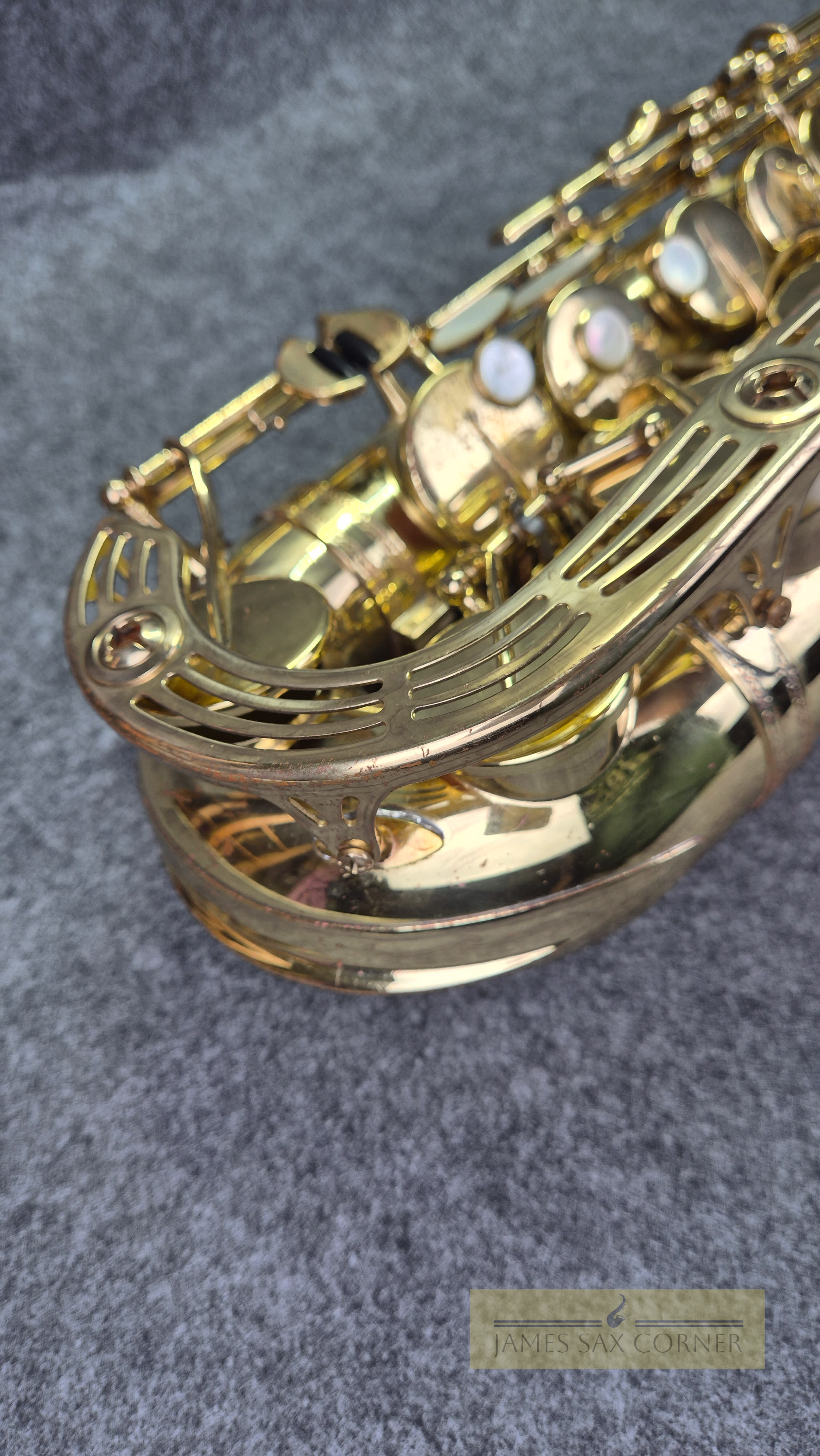 Yamaha YAS-61 Alto Saxophone SN 015XXX 3