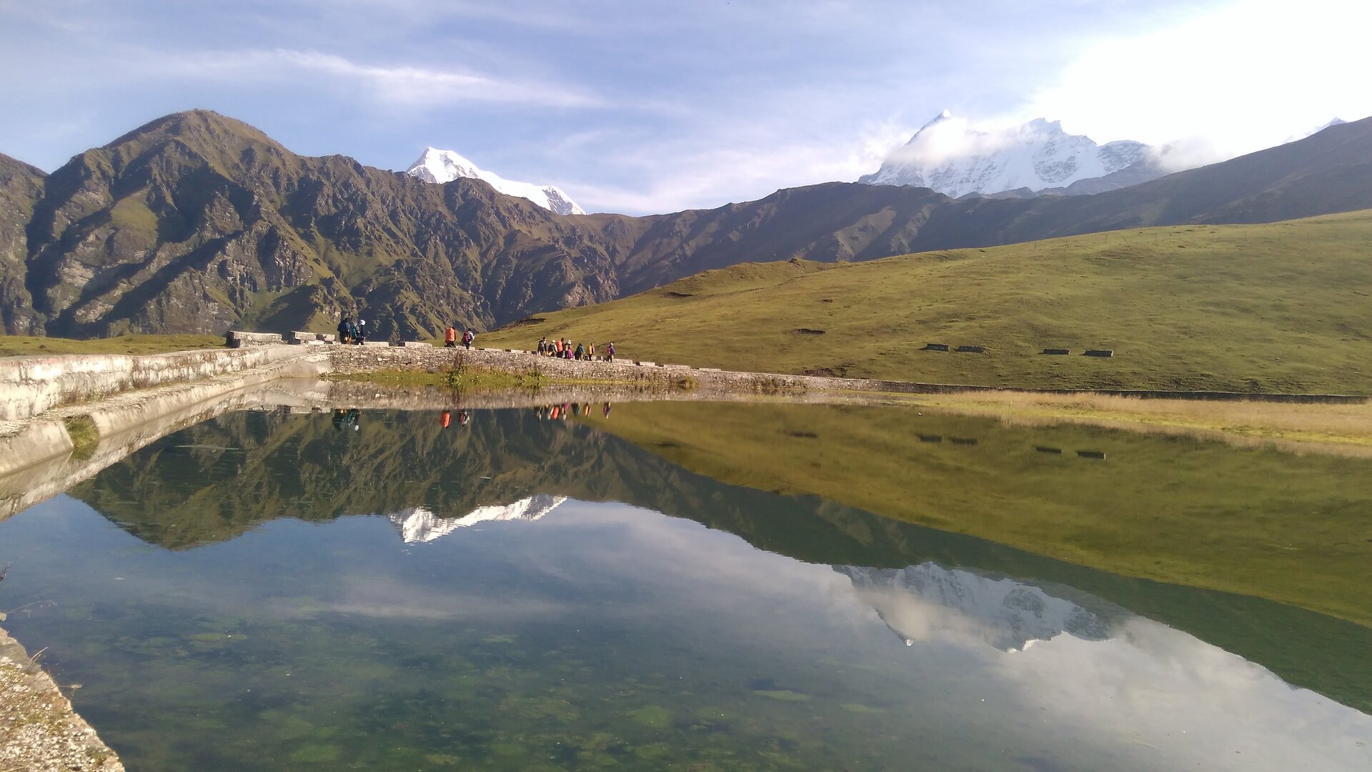 View of Ali Bedni Bugyal trek