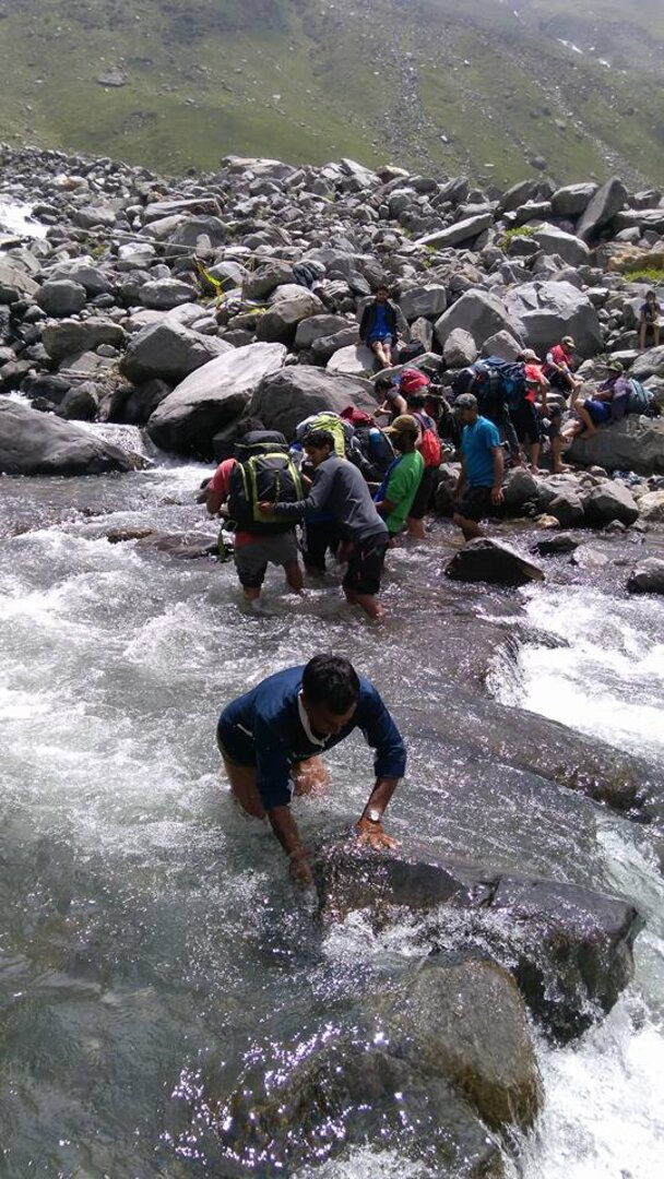 crossing the stream before entering the Jwara meadows