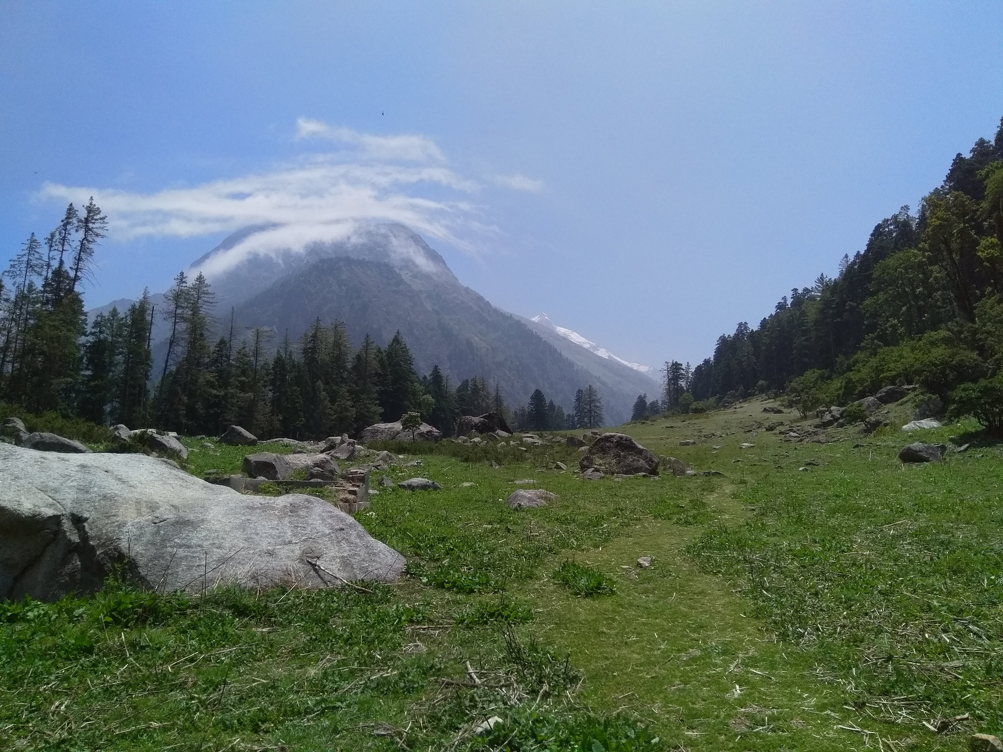 Bali Pass Trek image 11