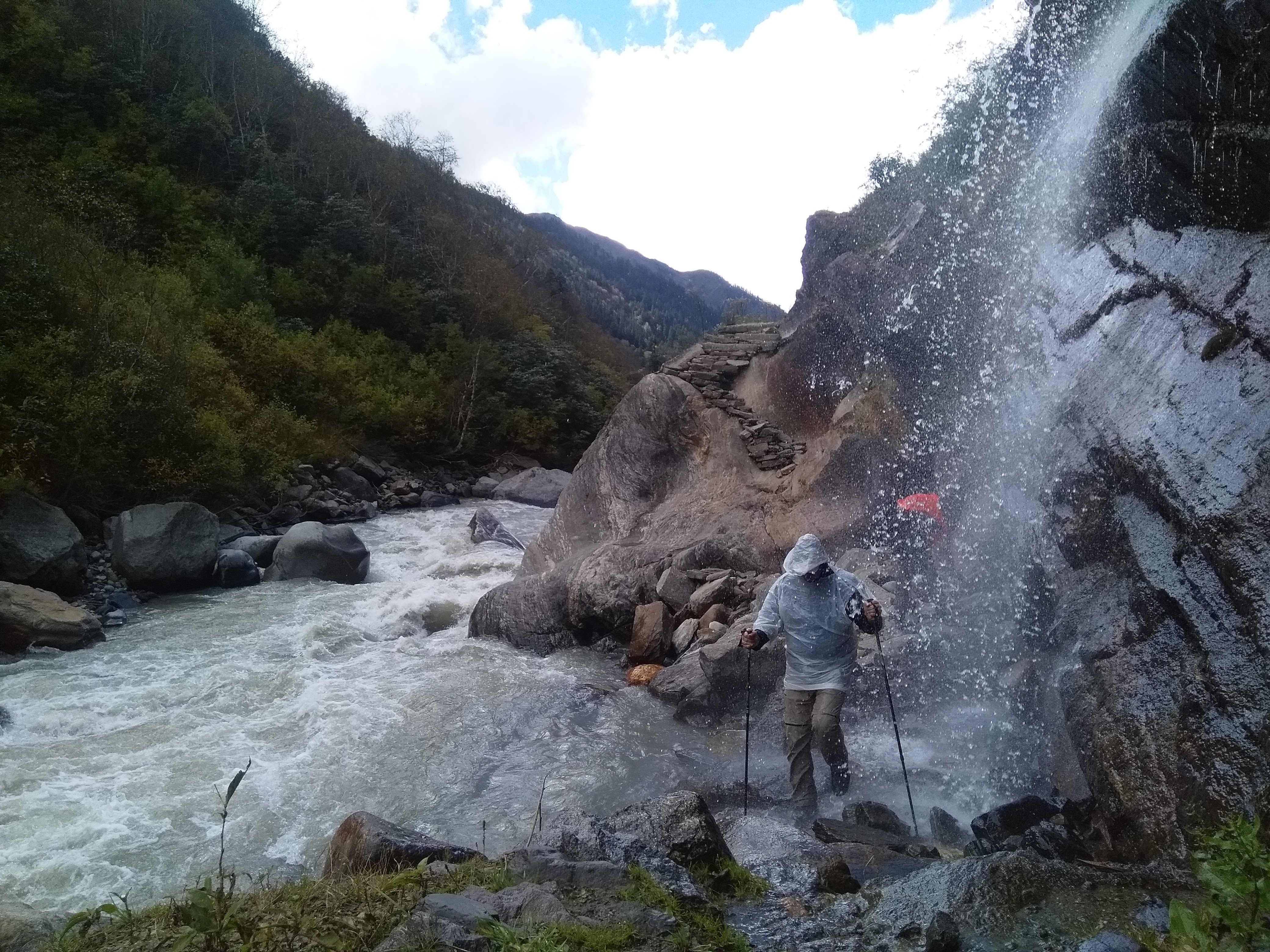 Bali Pass Trek image 4