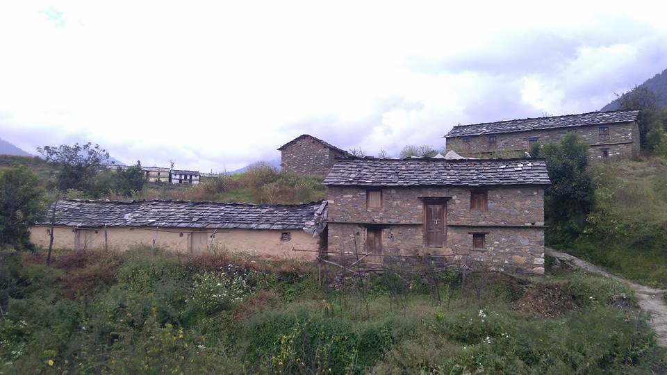 Roopkund Trek image 3