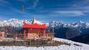 Dhakuri Pass Trek image 4