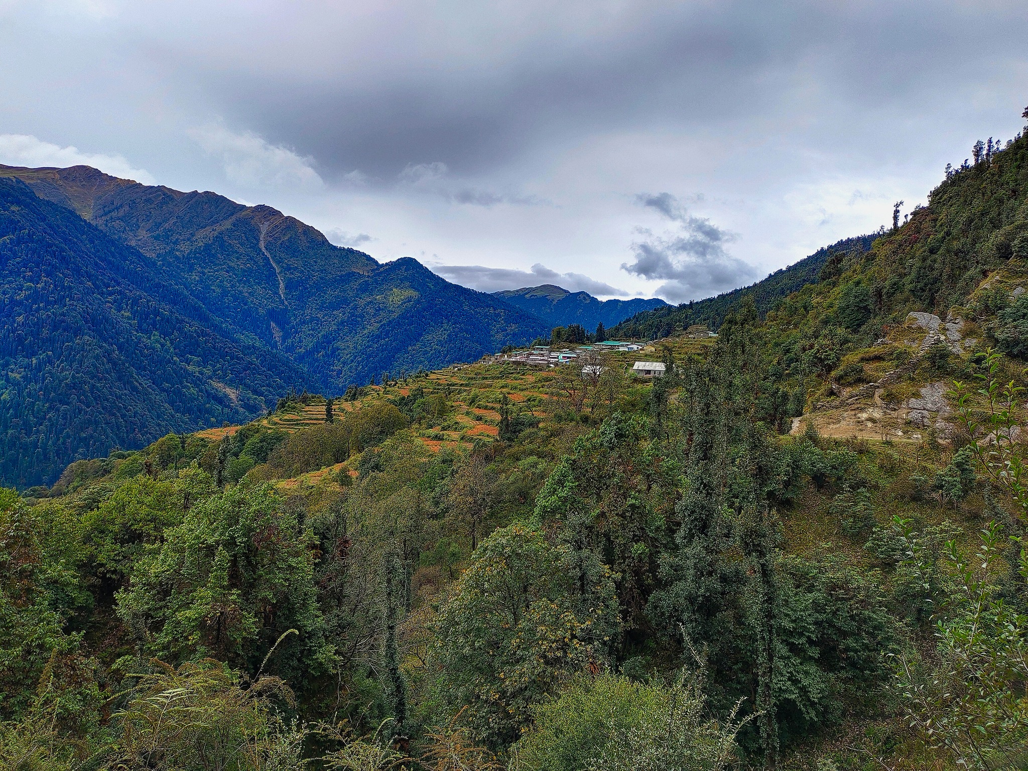 Mayali Pass Trek image 1