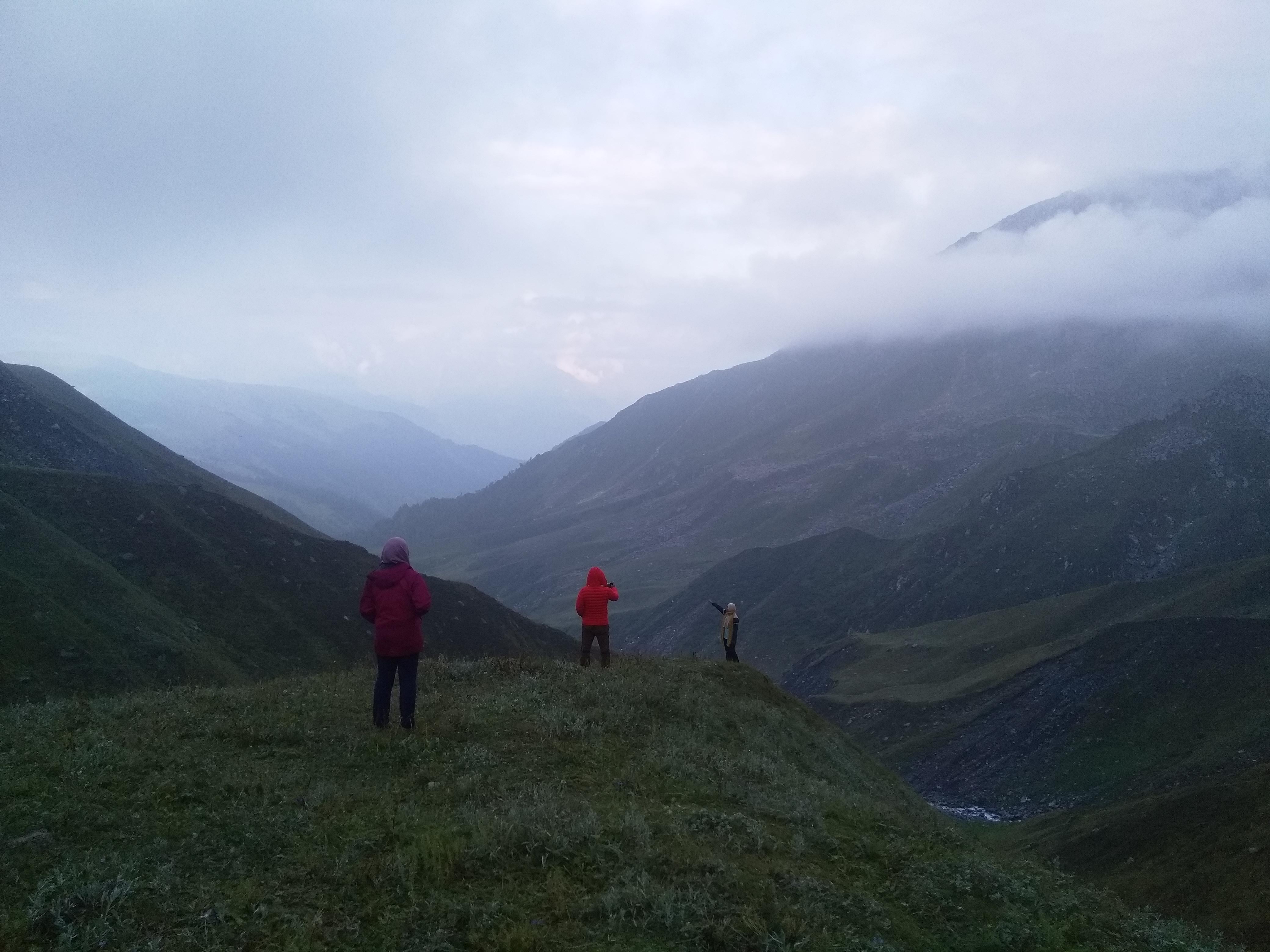 Kalihani Pass Trek image 9