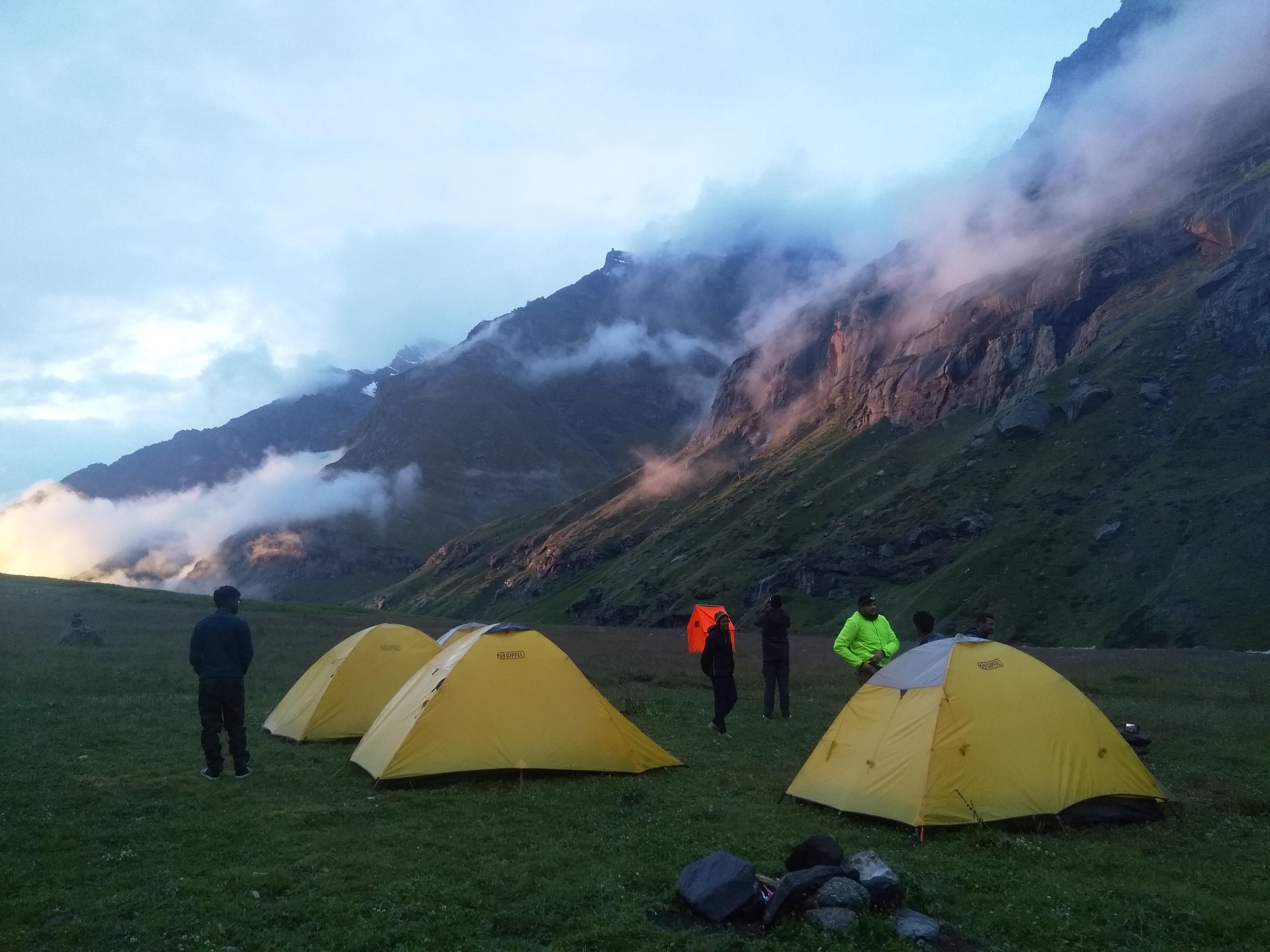 campsite of odi thatch