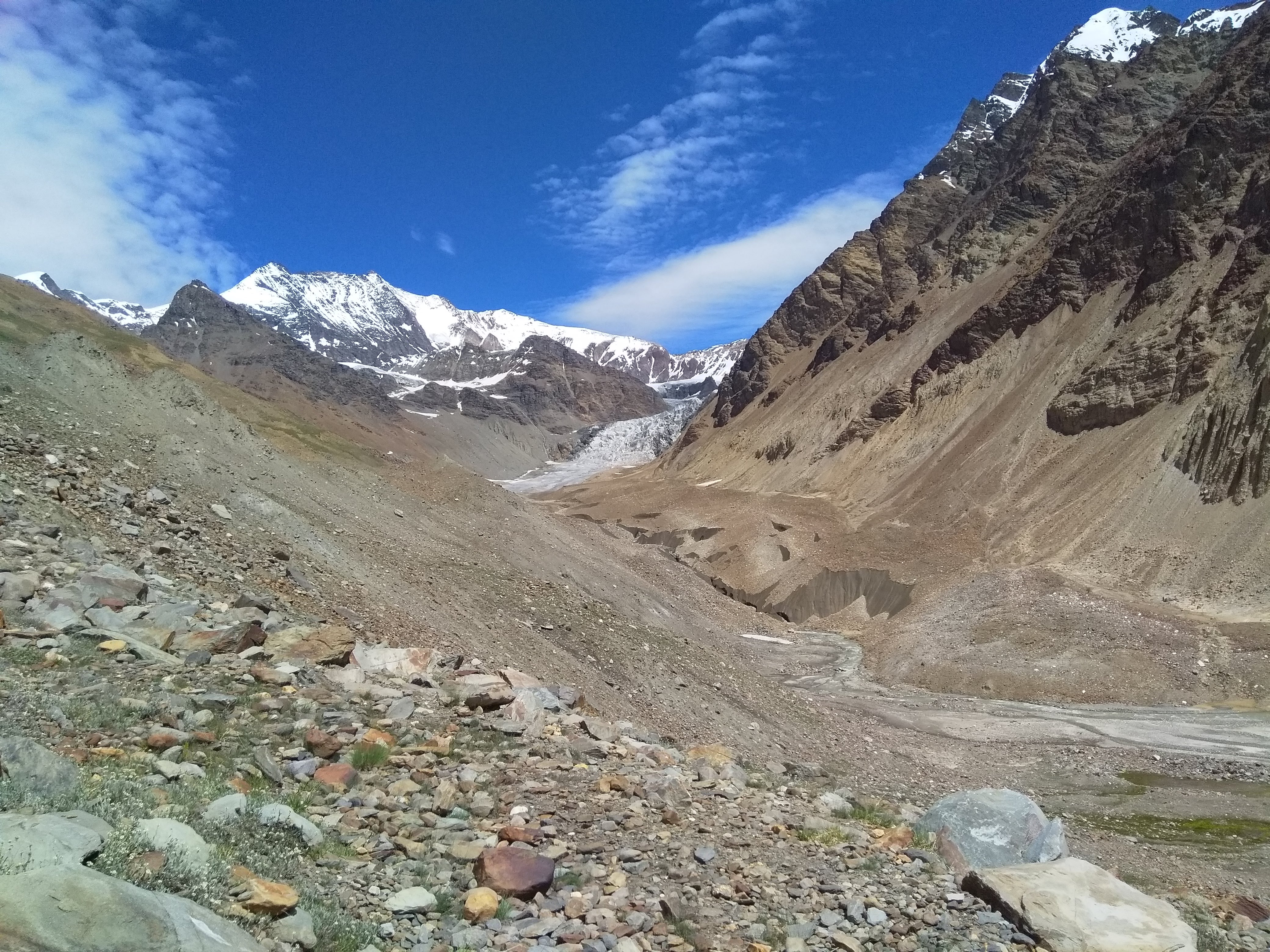 first glimpse of pin river from it's glacier
