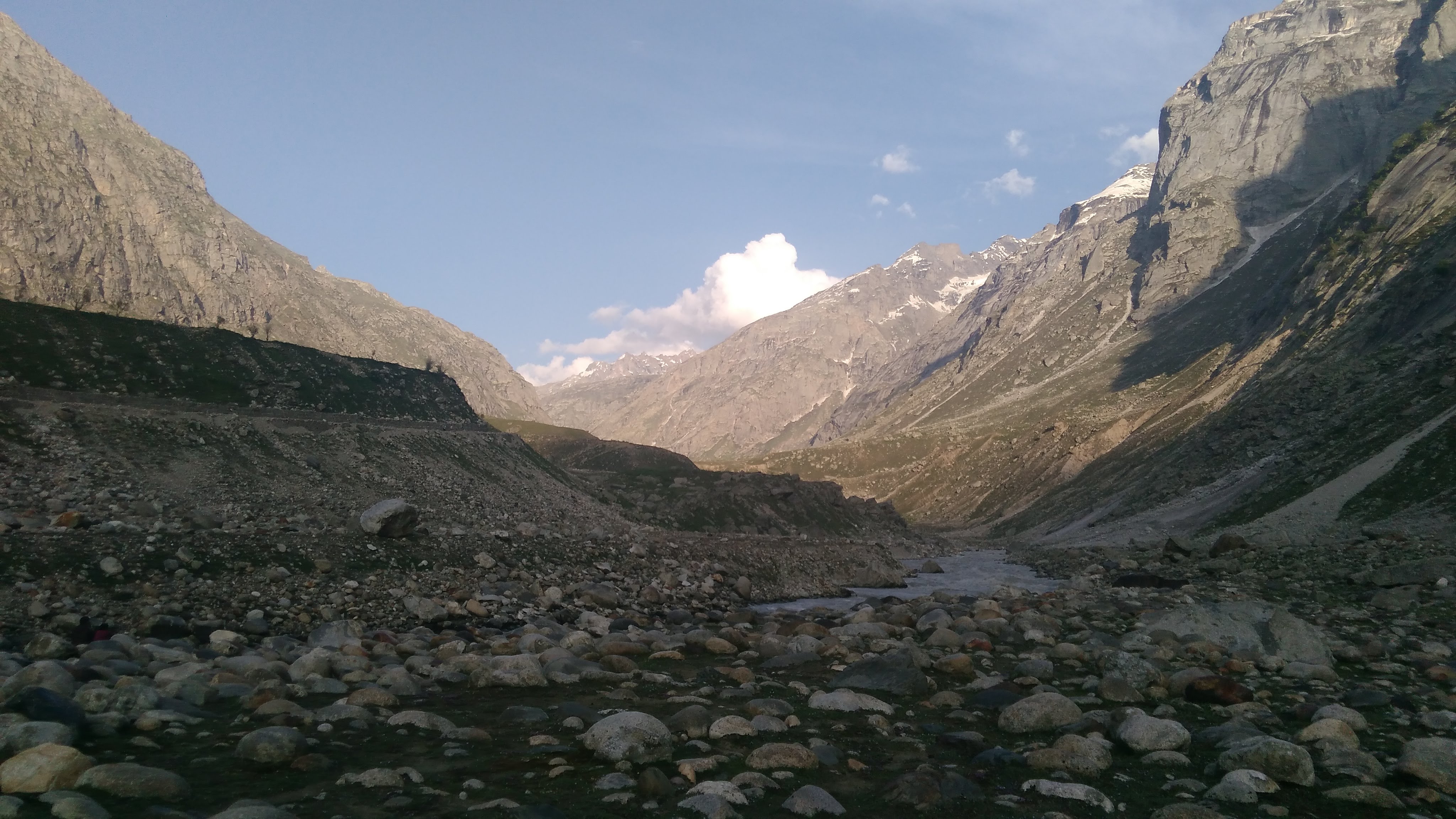 the view of spiti valley from chatru