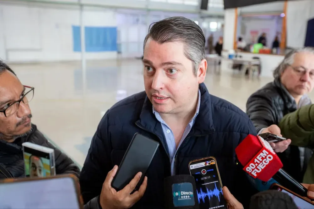 Arancel 0 a celulares: "El Gobierno nacional está atacando el trabajo de los fueguinos"