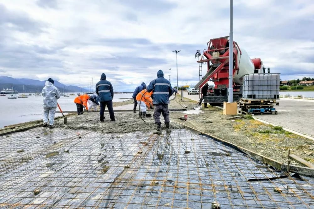 La Municipalidad de Ushuaia avanza con las obras de la Pasarela Luis Pedro Fique