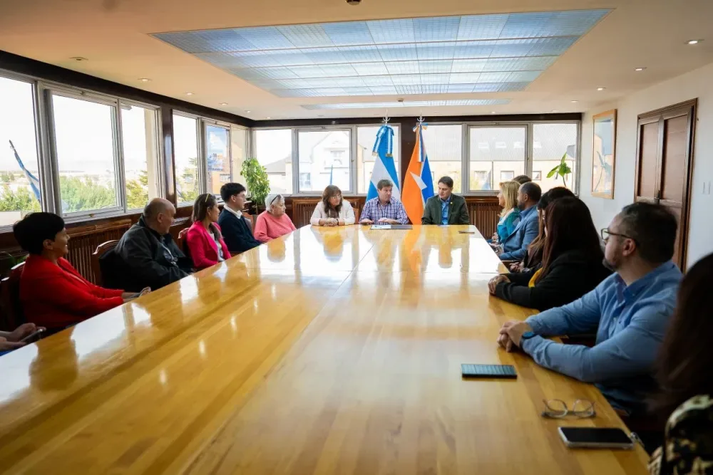 Melella formalizó las nuevas designaciones en el Gabinete provincial