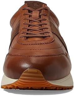 Vue 6 de Homme Train Basket