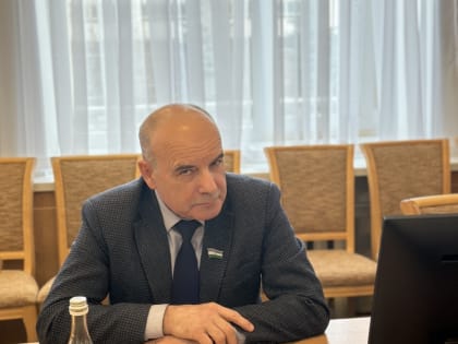 Председатель ЛДПР Леонид Слуцкий посетил Луганскую Народную Республику