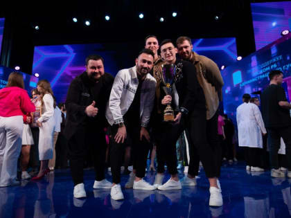 В Уфе прошел Большой фестиваль КВН