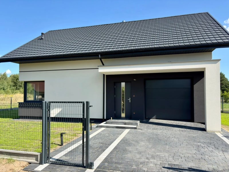 Nowoczesny dom jednorodzinny w stanie deweloperskim – Bełchatów, ul. Iglasta