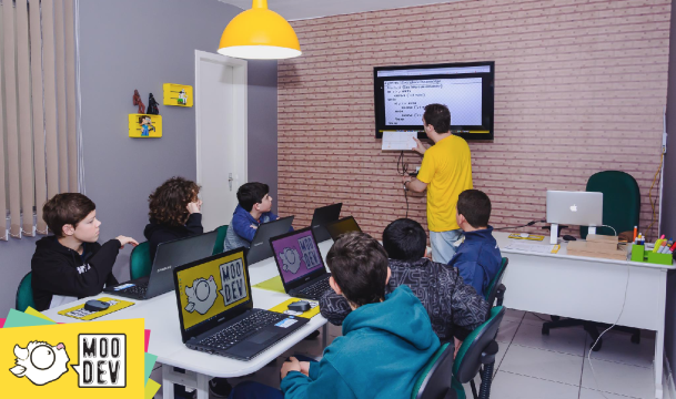 Moodev programac%cc%a7a%cc%83o hmkzwz