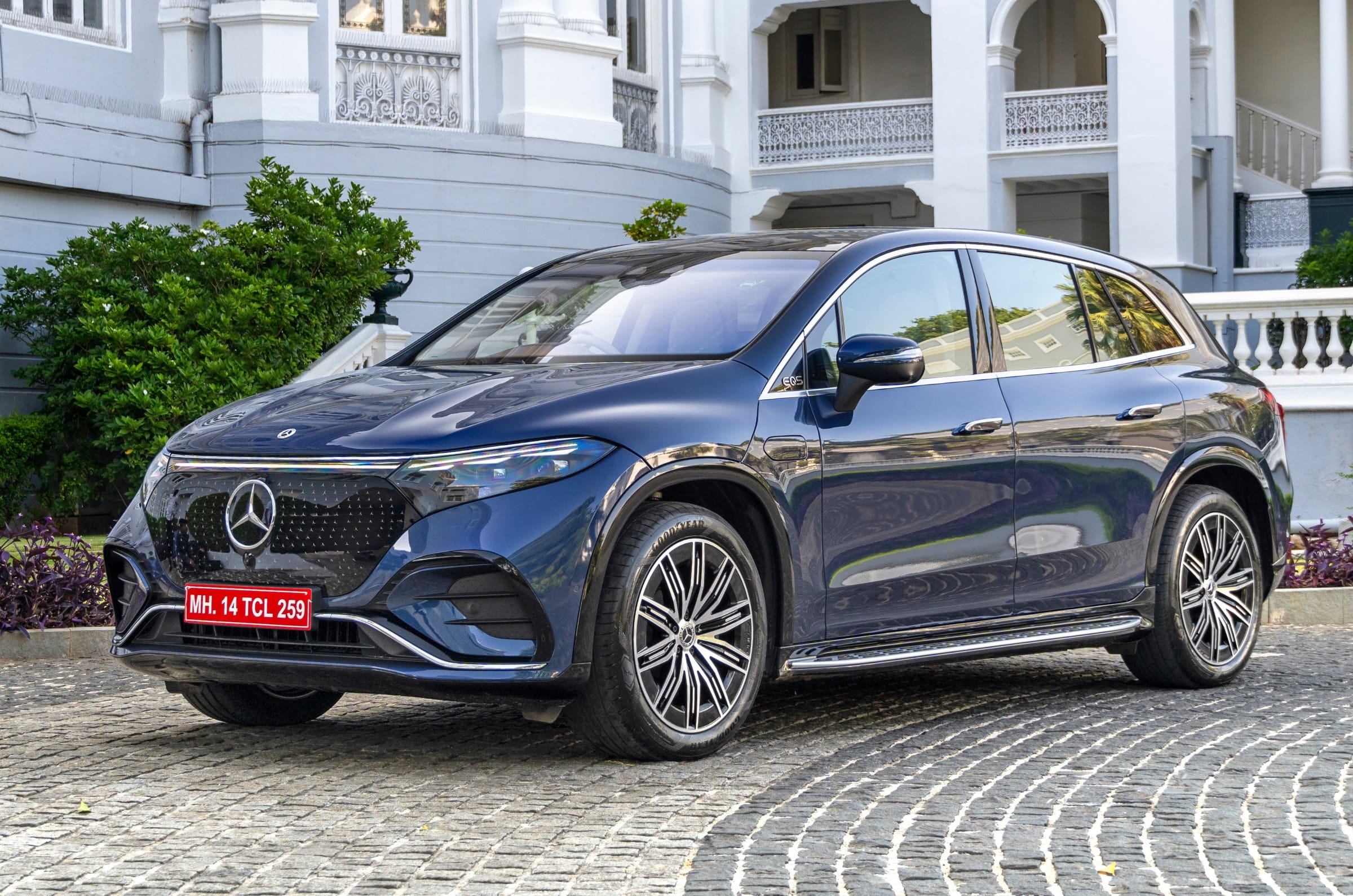 Mercedes-Benz India Shatters H1 2026 Sales Records: E-Class Reigns Supreme, EQS SUV Electrifies EV Segment! — News | AutoThru