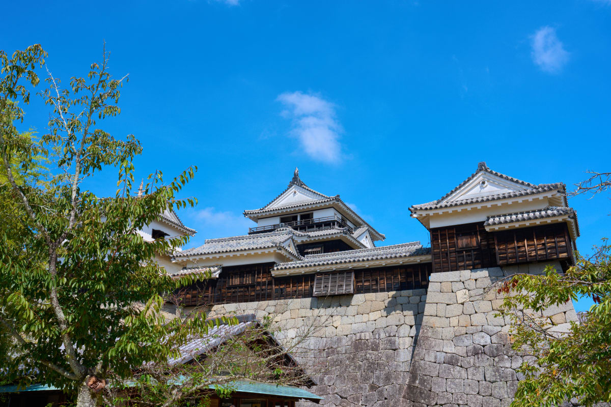 Matsuyama slott - Ehime | Landscapes of Japan