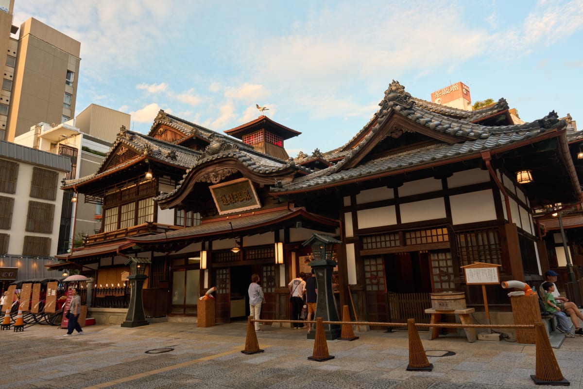 Suối nước nóng Dogo - Ehime | Landscapes of Japan