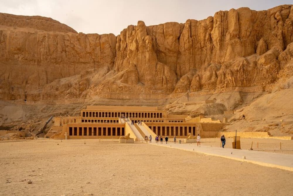Queen Hatshepsut Temple at Deir el‑Bahari with MS Moon Dance cruise guests