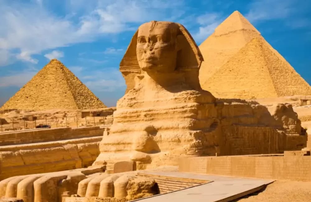 giza pyramids