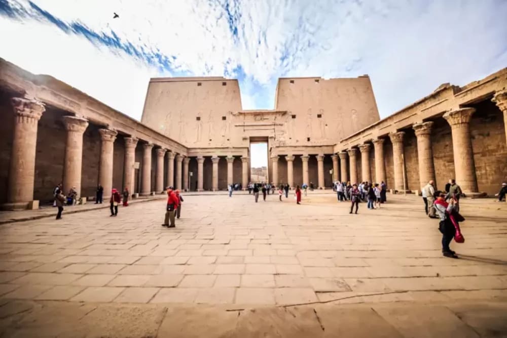 Discover the ancient Temple of Edfu