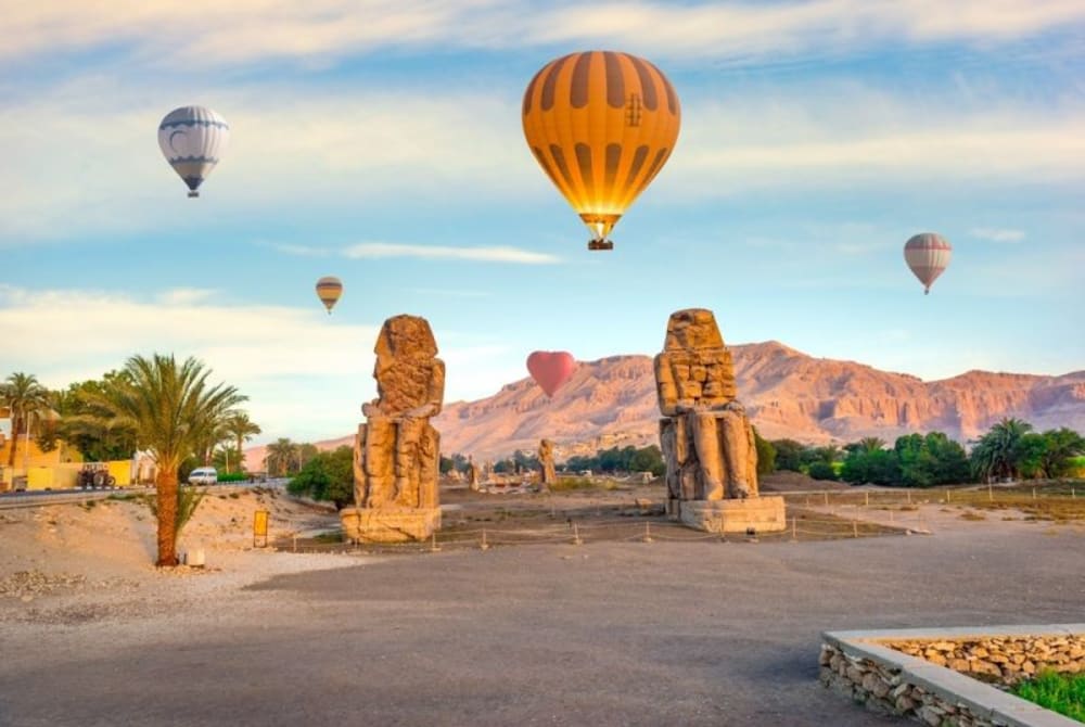 Luxor day trips: Soar above with a balloon ride