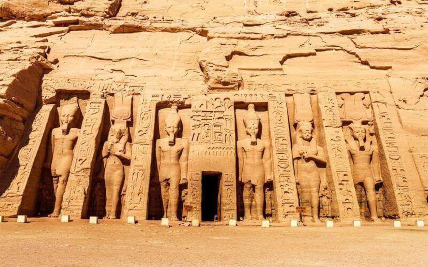 Is it safe to travel to Egypt