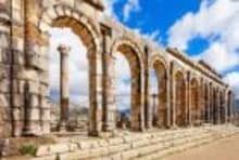 Explore the Roman city of Volubilis on a Morocco private tour