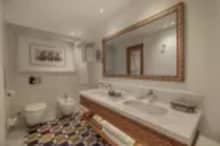 Luxurious room on Steigenberger Senator Nile Cruise – warm ambiance and refined interior design