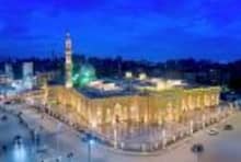 Visit the revered Saida Zeinab Mosque as part of an immersive 5 Days Islamic Cairo Tour.