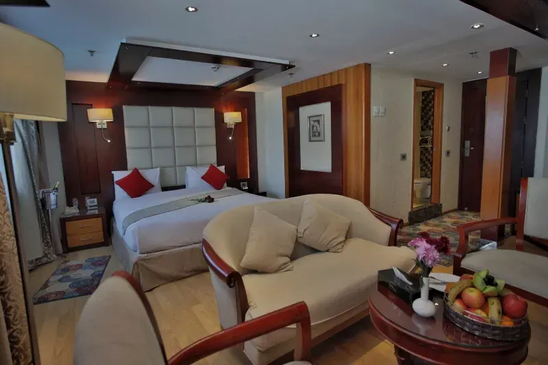 Blue Shadow 1 cruise