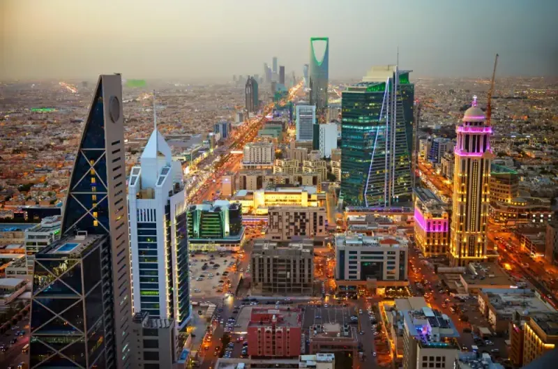 15 Days Saudi Dubai and Egypt Tour