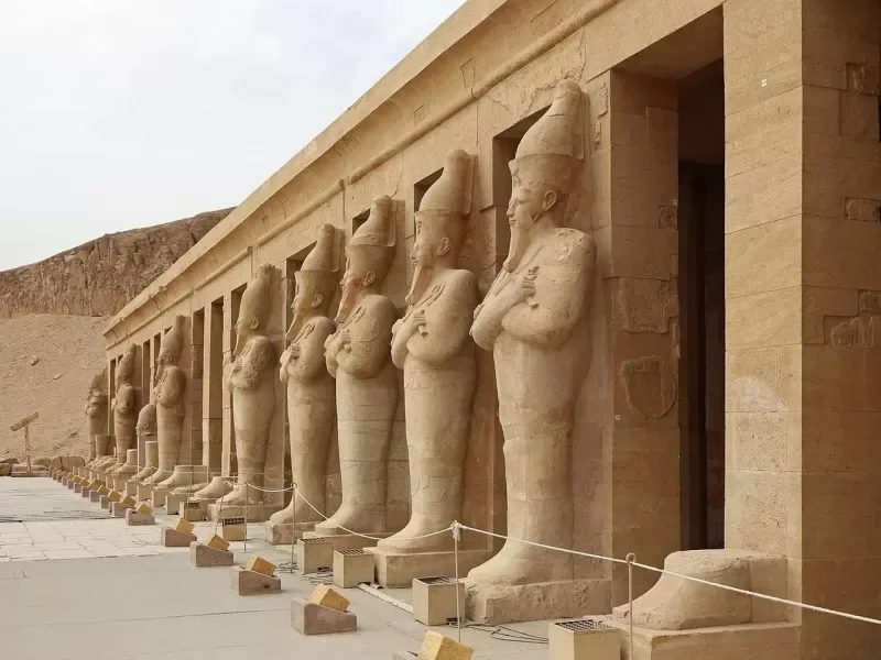 11 Days Egypt Tour including 8 Days Round Trip Nile Cruise