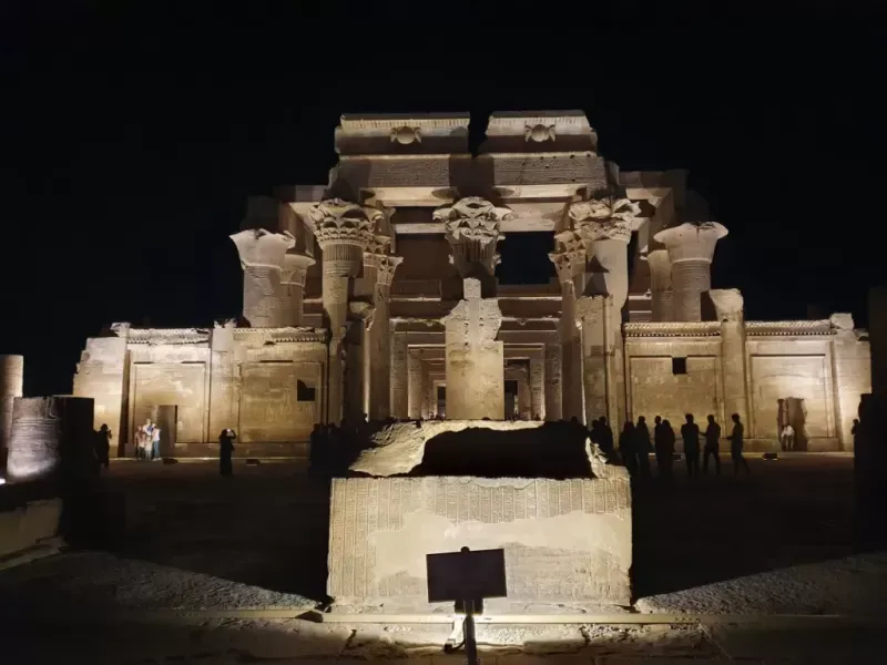 11 Days Egypt Tour including 8 Days Round Trip Nile Cruise