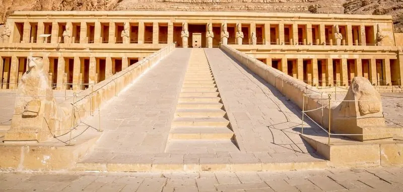 Marvel at the elegant Temple of Queen Hatshepsut at El Deir El Bahari during your 8-day Egypt Tour with Nile Cruise.