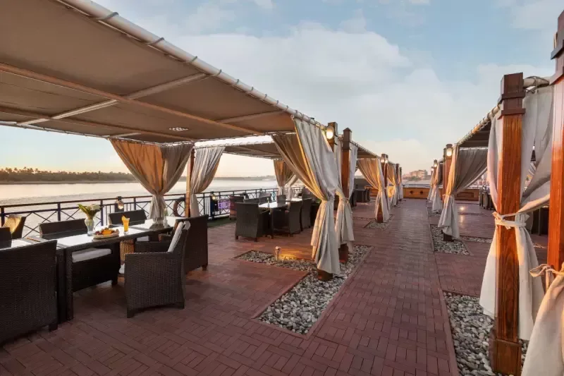 Watch the stunning Nile sunset from the Esmeralda Nile Cruise