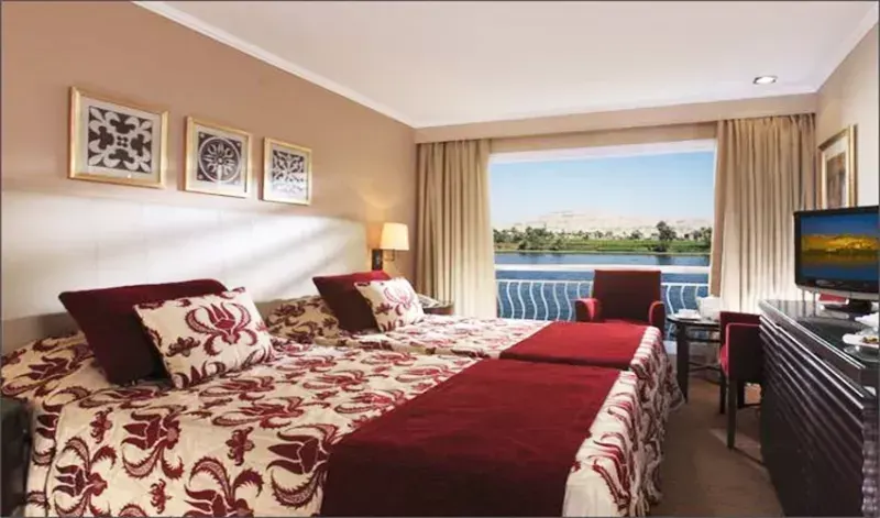 Steigenberger Minerva Nile Cruise dining area with panoramic Nile views