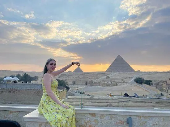 Dubai and Egypt Tour Package: Discover Dubai and Egypt With Nile Cruise Dubai and Egypt Tour Package: Discover Dubai and Egypt With Nile Cruise
