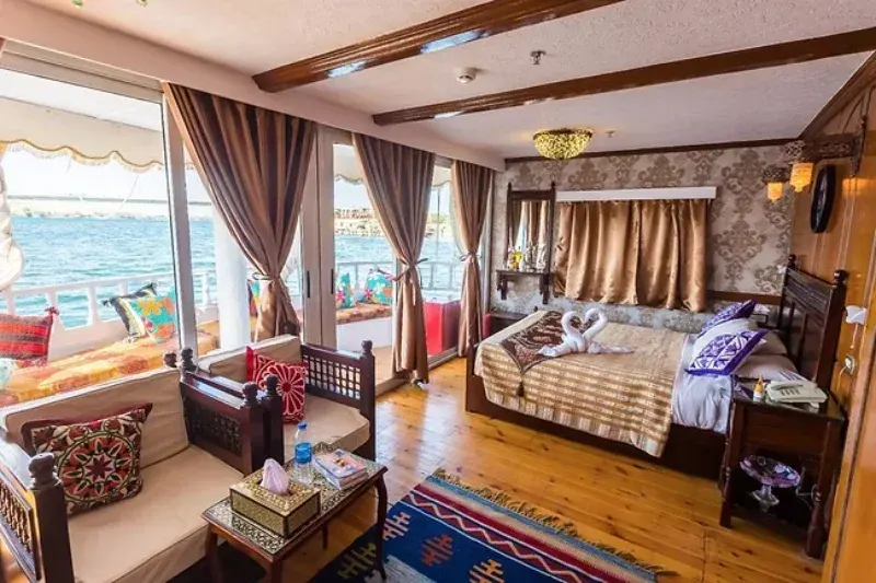 Amoura Dahabiya Cruise 