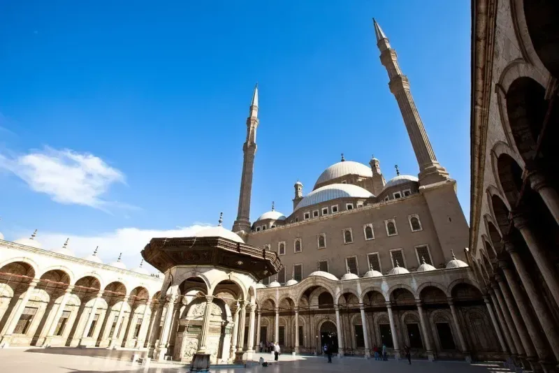 12 Dias de Luxo no Cairo & Cruzeiro Sonesta Dahabiya