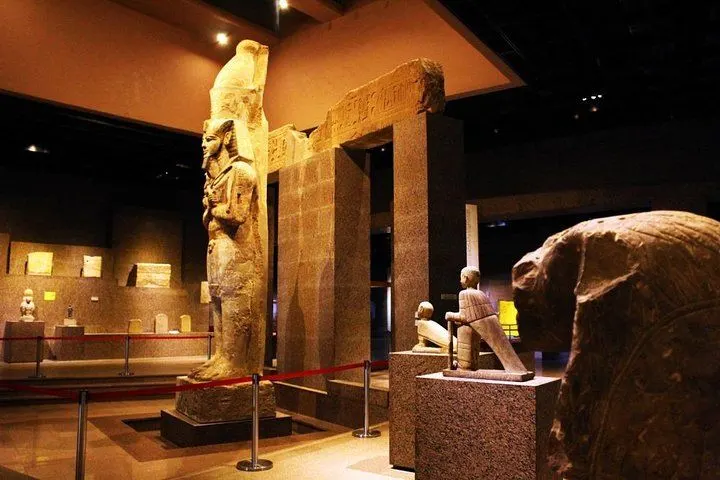 Egyptian Museum 13-day Egypt and Morocco tour