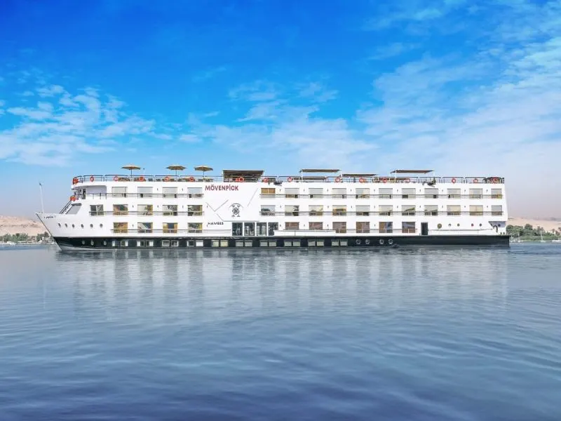 Luxurious lounge on MS Movenpick Royal Lily Nile cruise– elegant interiors and relaxed atmosphere