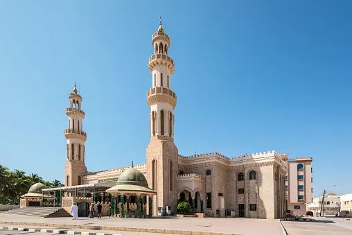 Shanfari Mosque in Salalah featured in the 5 Days Cairo Dubai and Salalah Tour
